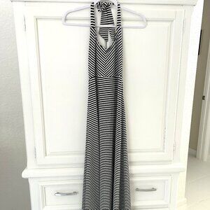 Youboya Black & White Halter Maxi Dress